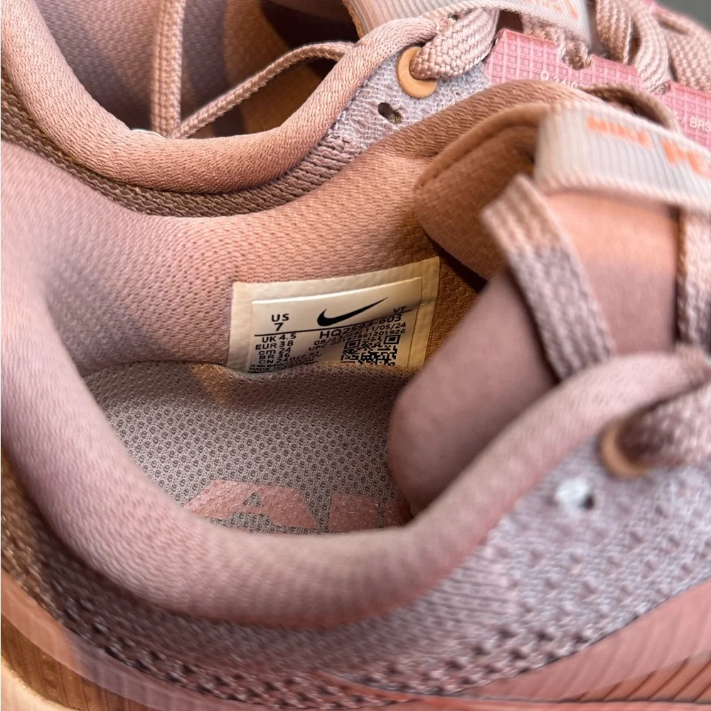 Women’s Nike Pegasus Premium - Picture 4 of 4